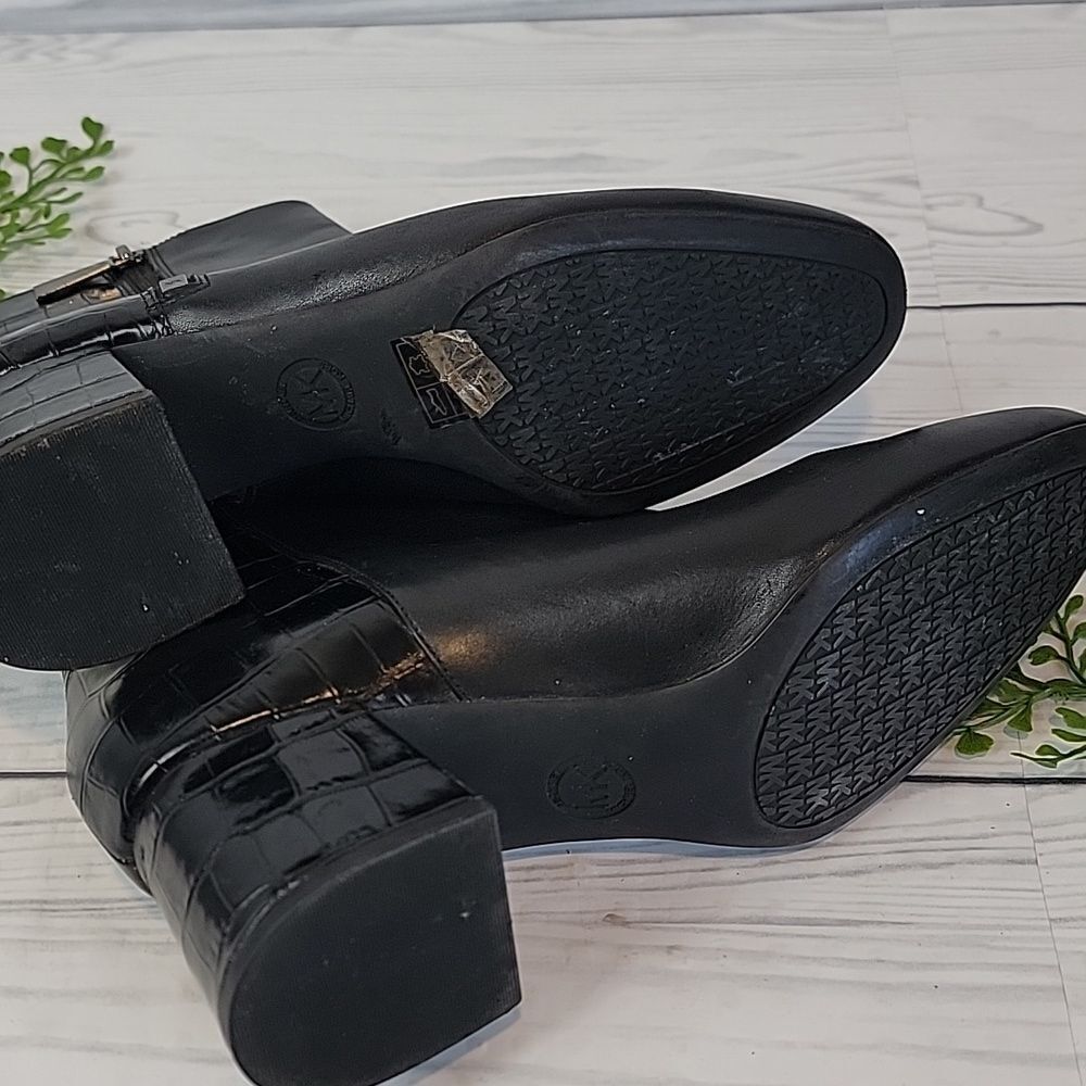 Michael Kors Alane Flext Bootie In Black With Croc Embossed Heel Womens Size 8M - Picture 9 of 11